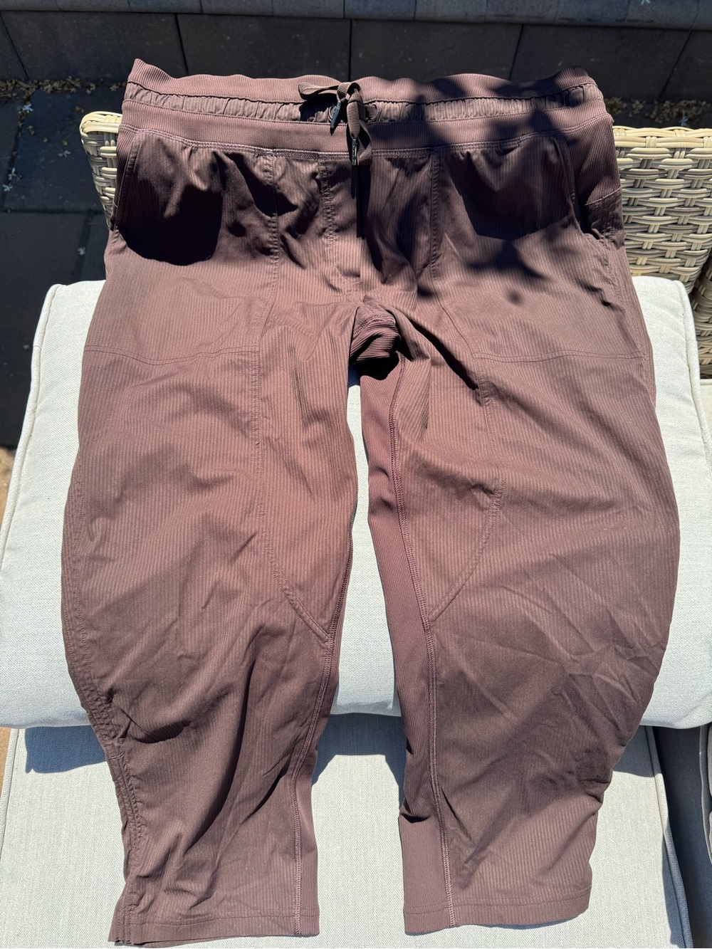 Lululemon brown pants
